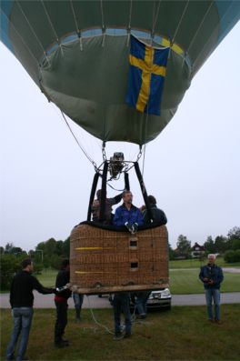 Ballongen lyfter